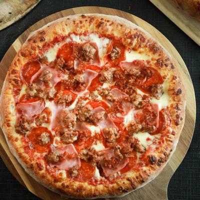 Mega Meat Pizza