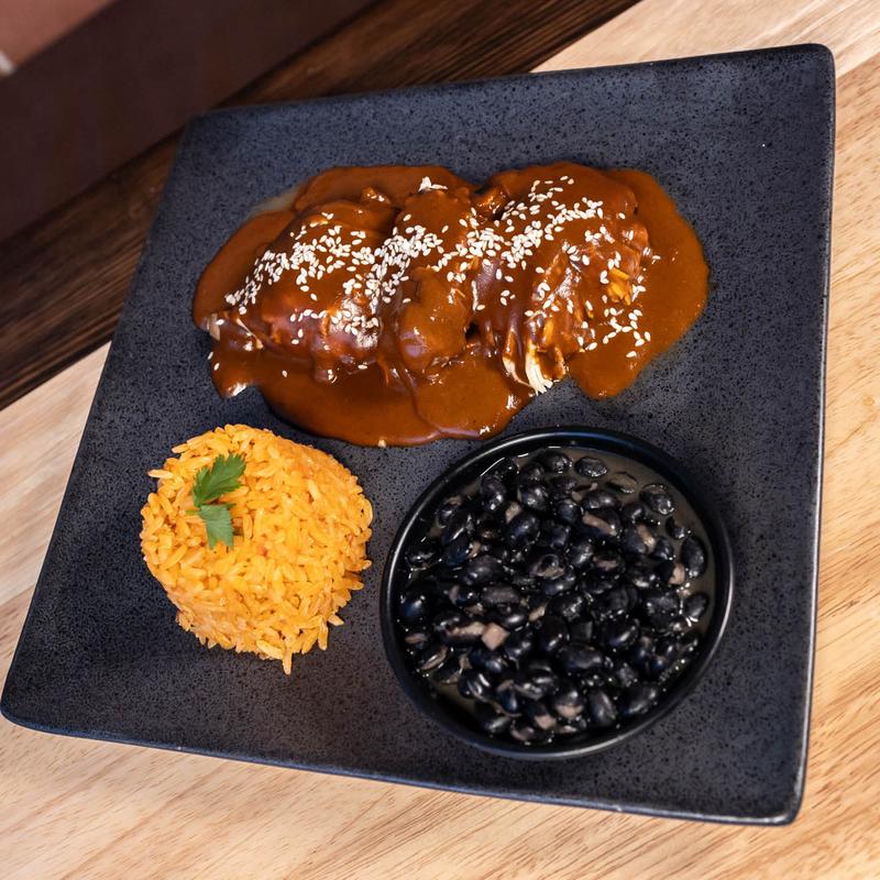 Pollo Con Mole photo