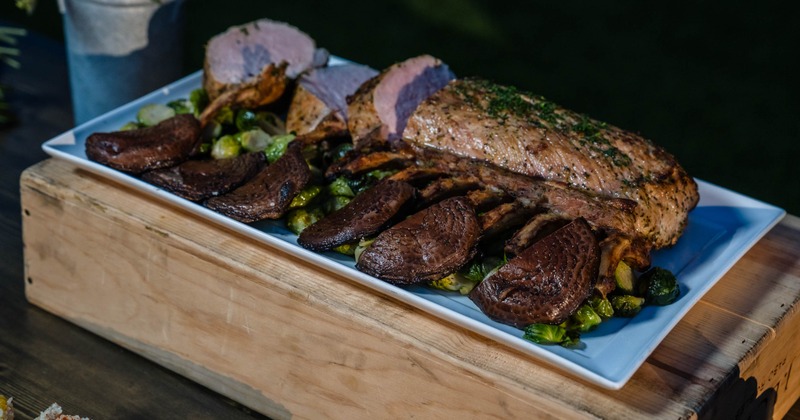 Meat plater with various dishes