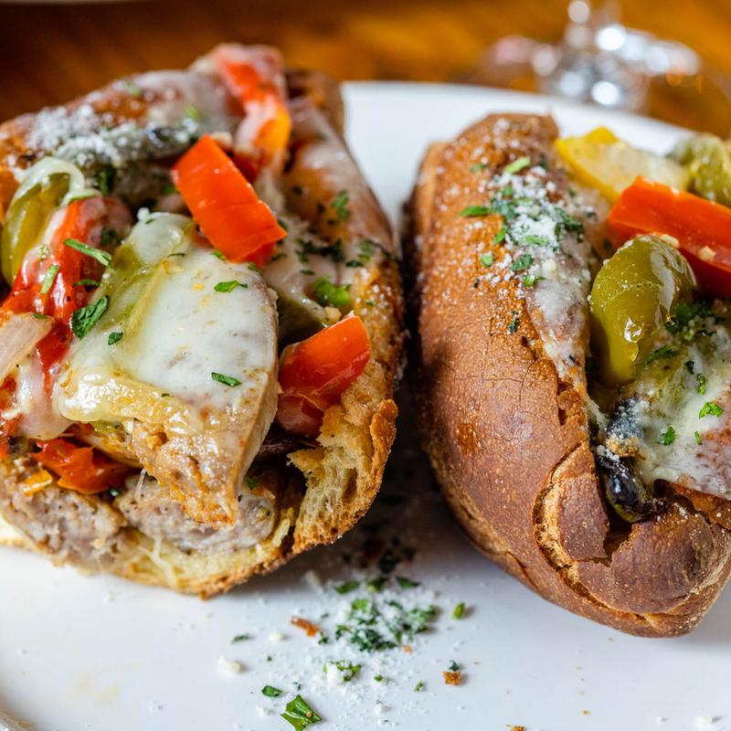 Salsiccia, Peperoni E Cipolle Hero photo