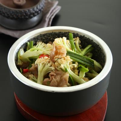 Organic Cauliflower with Pork Belly photo