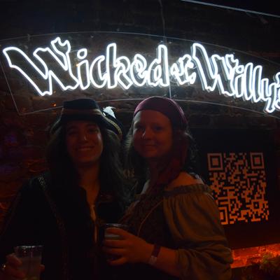 gallery photo number 452