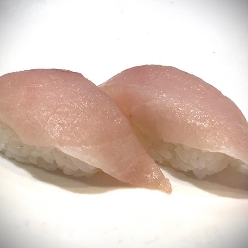 Hamachi Nigiri* photo