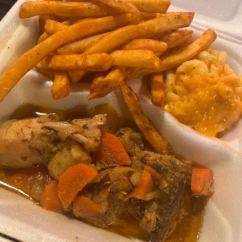 Curry Chicken (Thigh&Leg) (2) with 2 sides of your choice photo