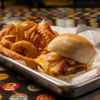 Handsome Rob Slider, served with onion rings
