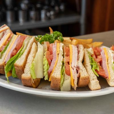 Club House sandwich