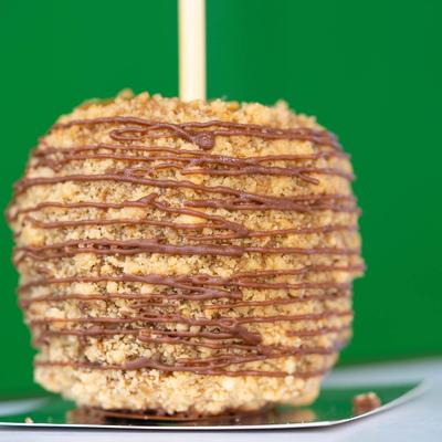 Caramel apple dessert.