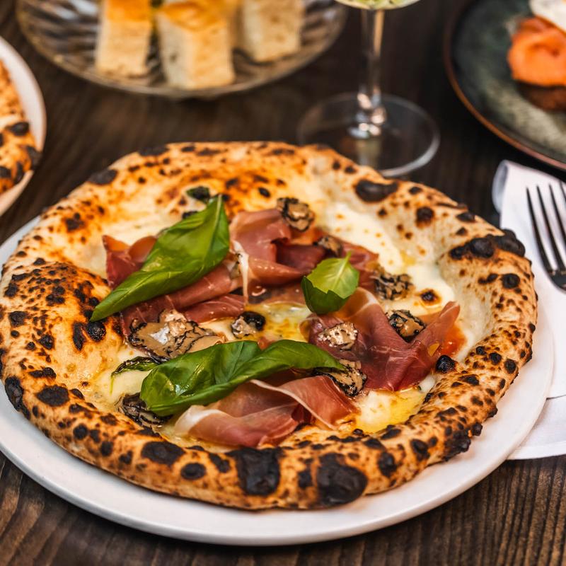 Tartufo Royale Pizza photo
