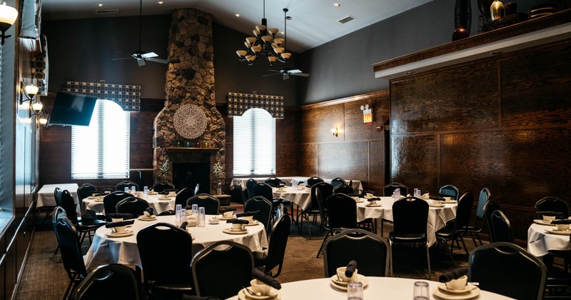 Interior, dining area, tableware, fireplace