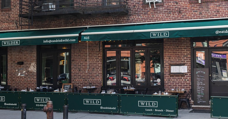 Exterior, outdoor seating