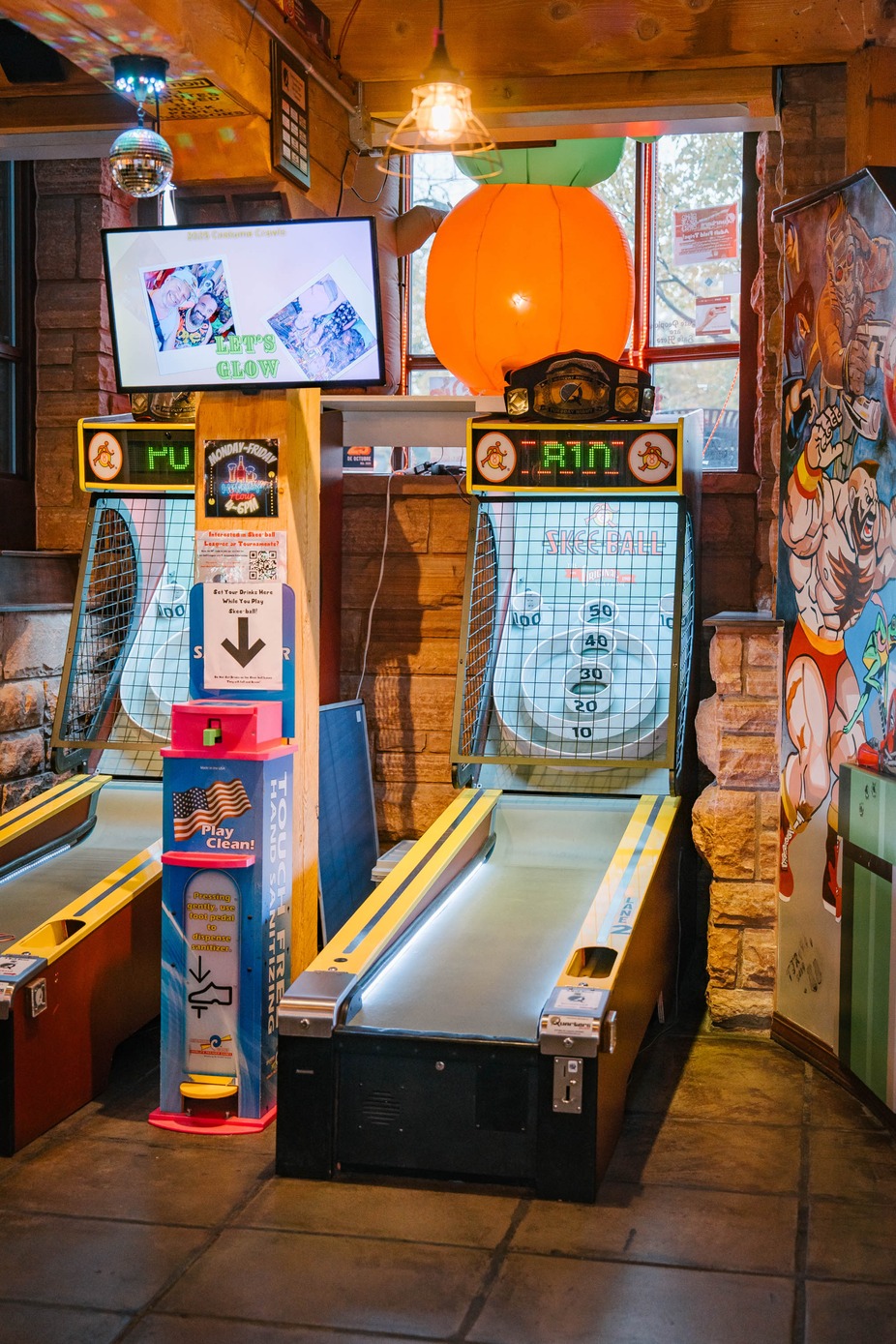 Skee-Ball Wacky Games!!! event photo