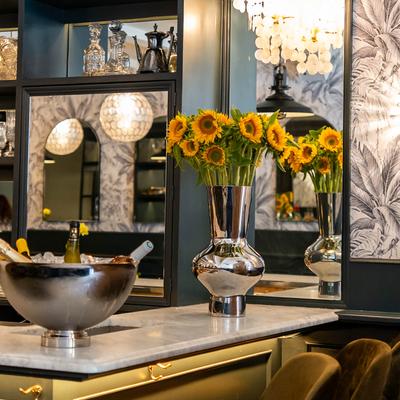 The serving counter.