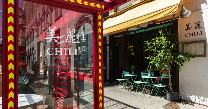 Exterior, table at the entrance area