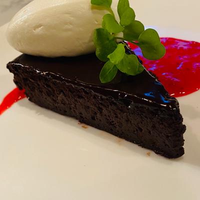 Flourless Chocolate Cake