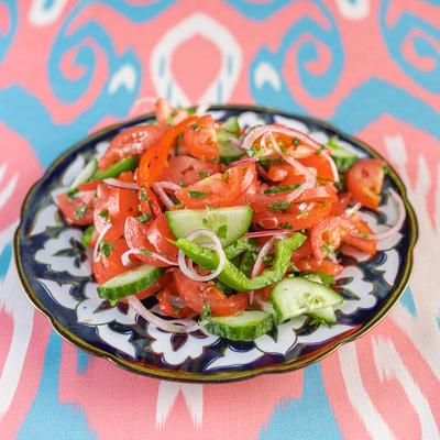 Fresh Salad, with tomatoes, cucumbers, onions, green peppers, and dills.