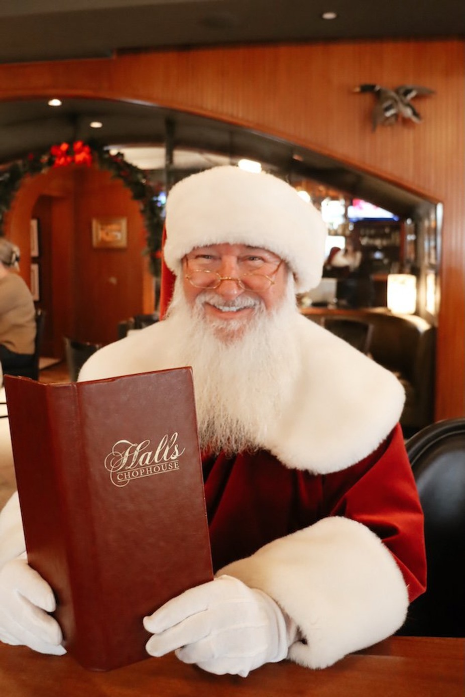 Santa’s Coming to Brunch – Join the Fun at Halls Nexton! event photo