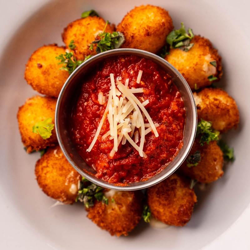 Crispy Mozzarella Bites (V) photo