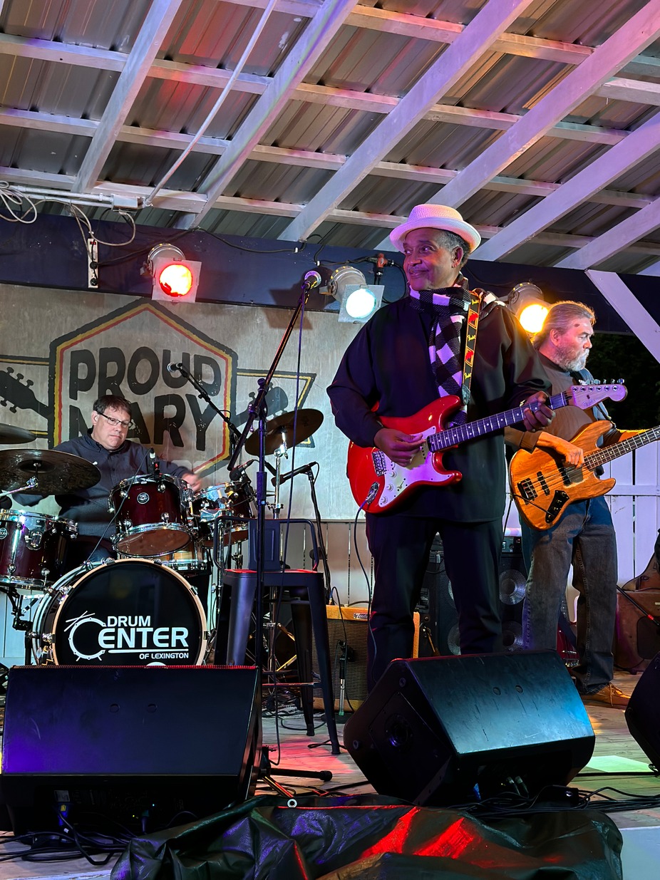 Blues Between the Bridges event photo