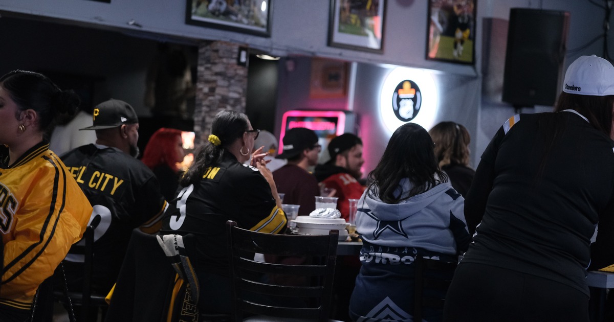 Interior, bar, wide view