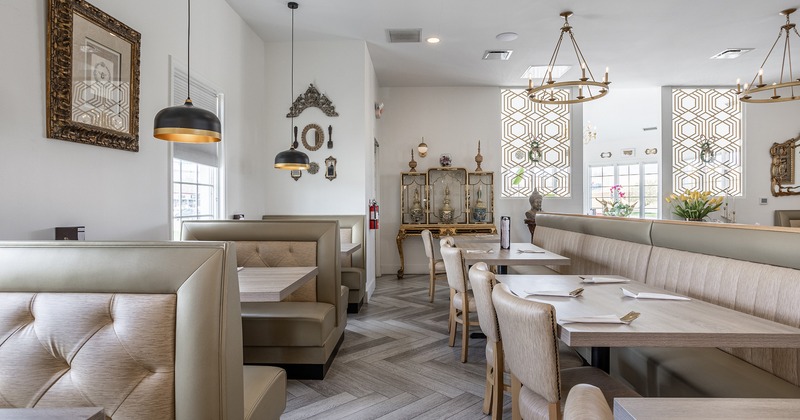 Nicely done interior main dining area