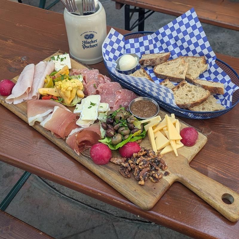Brotzeit für 4 - Charcuterie Board with Bread For 4 photo