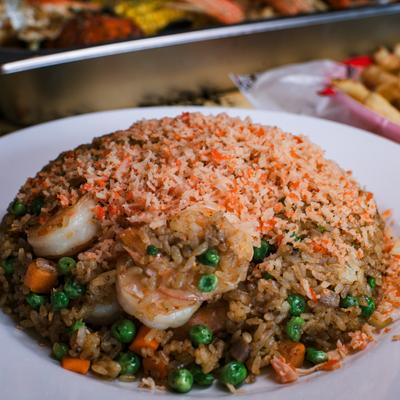 Fried rice with shrimp.