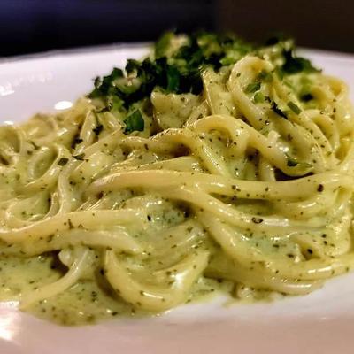 Spaghetti al pesto
