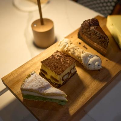 gallery photo number 99