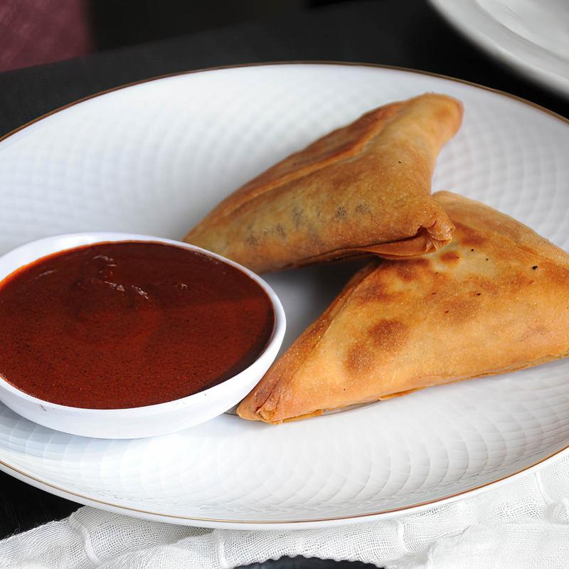 Yemisir Sambusa photo