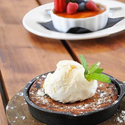 The Ernest Hill Chocolate Chip Cookie, with vanilla ice cream