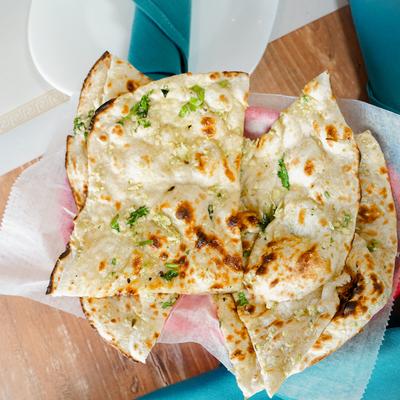 Garlic naan.