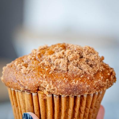 A cinnamon muffin.