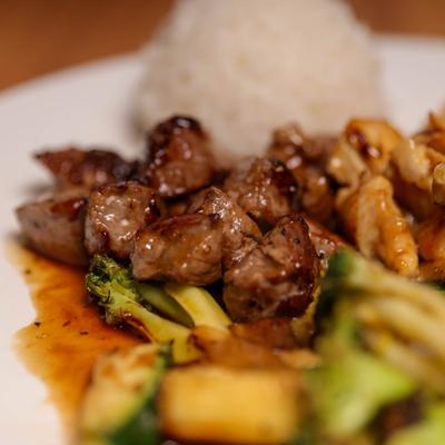 Hibachi steak and chicken, extreme close up.