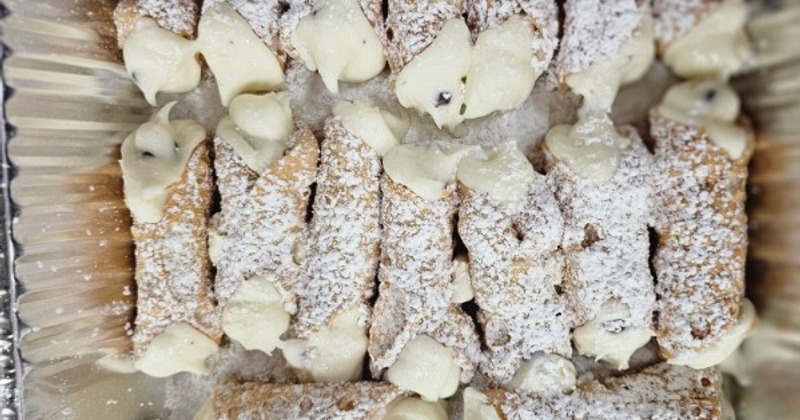 Cannolis