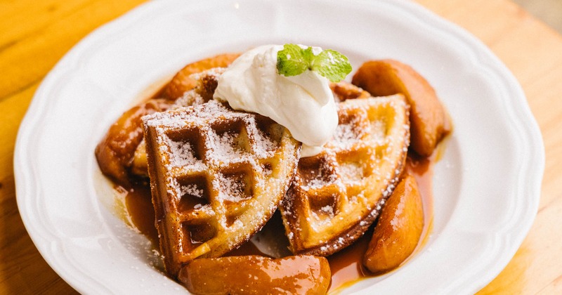 Apple Belgium Waffle