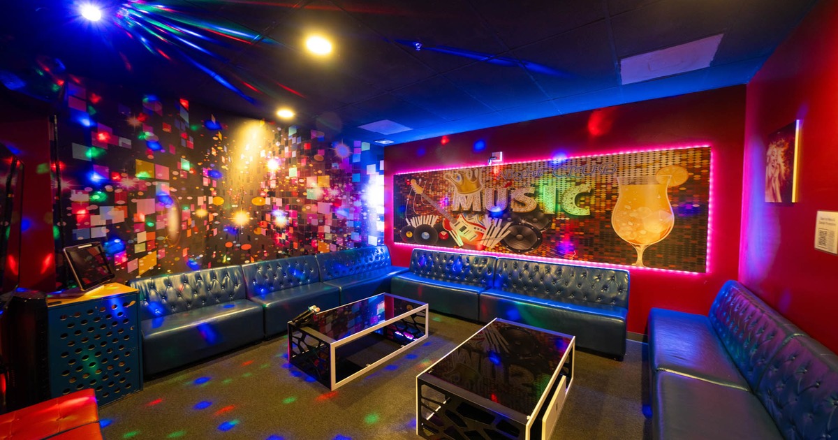 Interior, seating area, decoration