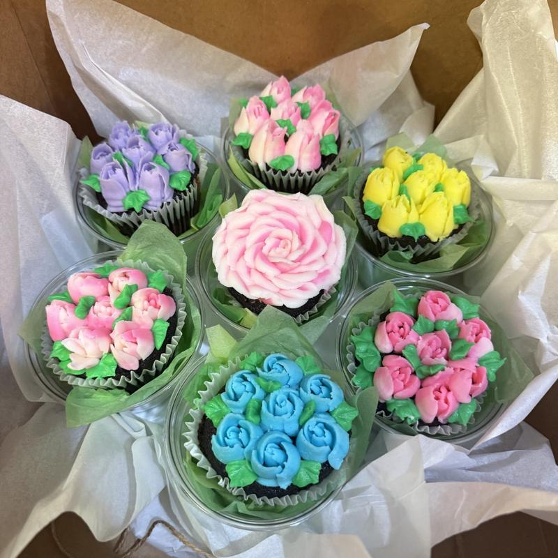 menu item 19 of 20, Cupcake Flower Bouquet