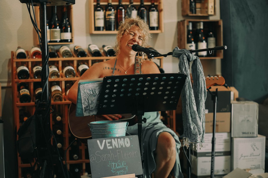 Saturday Night with Sarah event photo