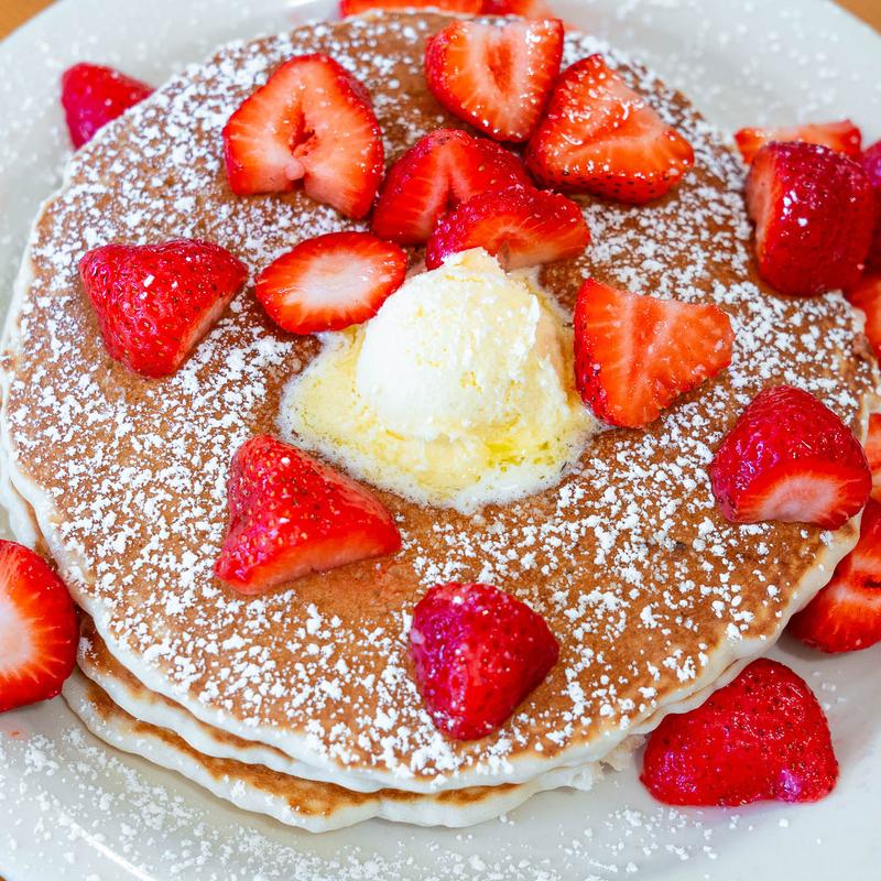 Fluffy Buttermilk Pancakes photo