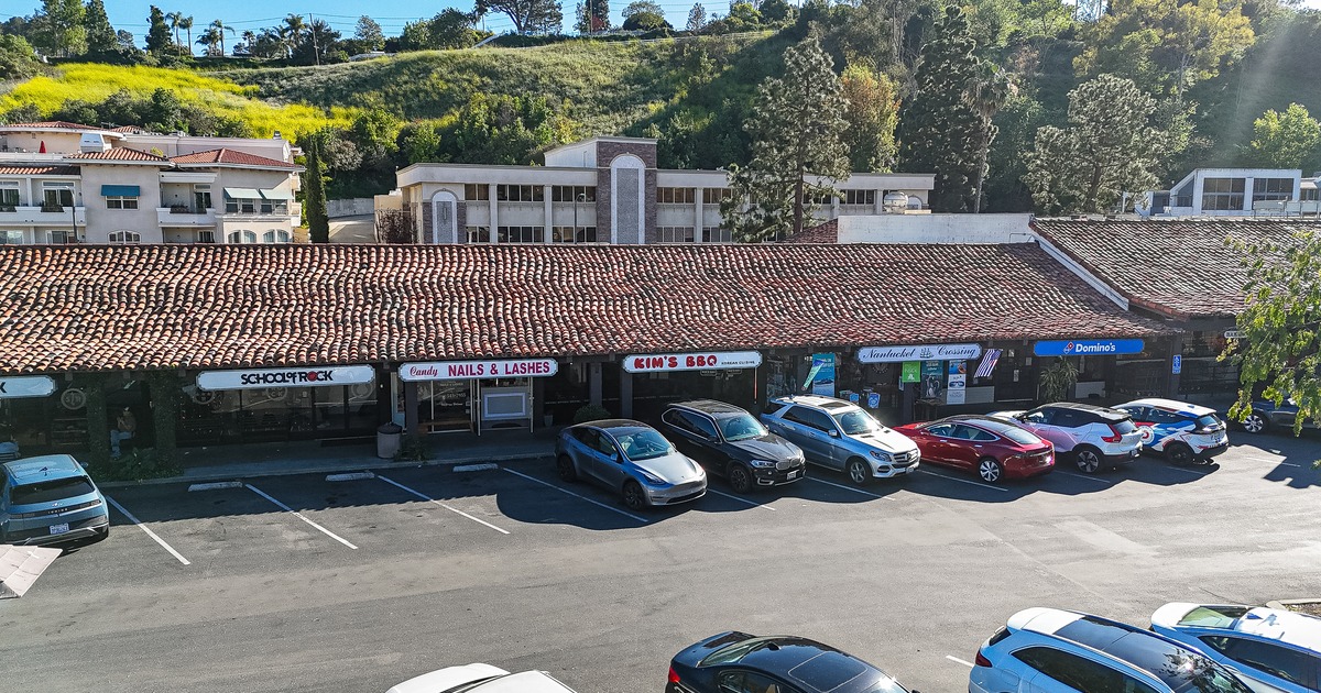 Exterior, aerial view to restaurant, entrance, parking lot