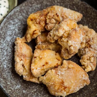 Fried boneless marinated chicken wings.