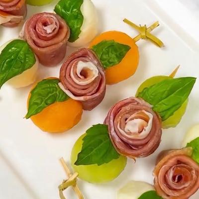 Prosciutto & Fruit Skewers.
