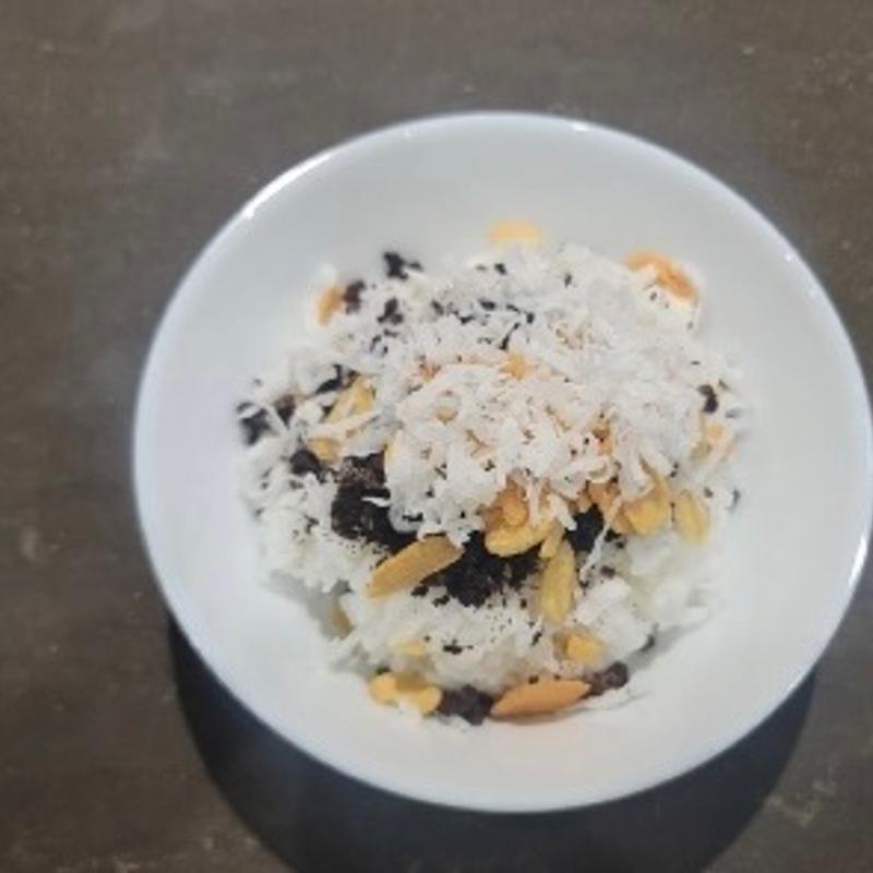 menu item 15 of 15, Sweet Rice with Crispy Garlic