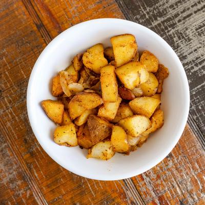 Bowl of Smothered Taters, top view.