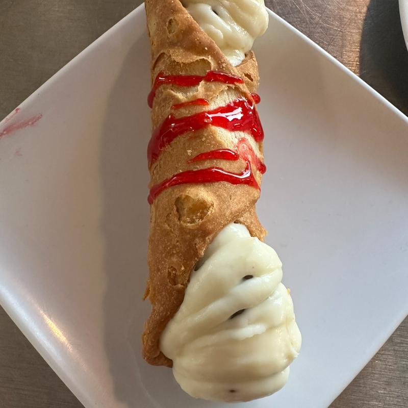 Cannoli photo