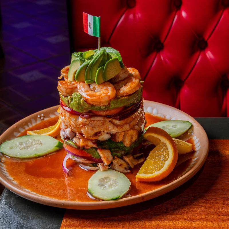 menu item 6 of 8, *Torre De Mariscos