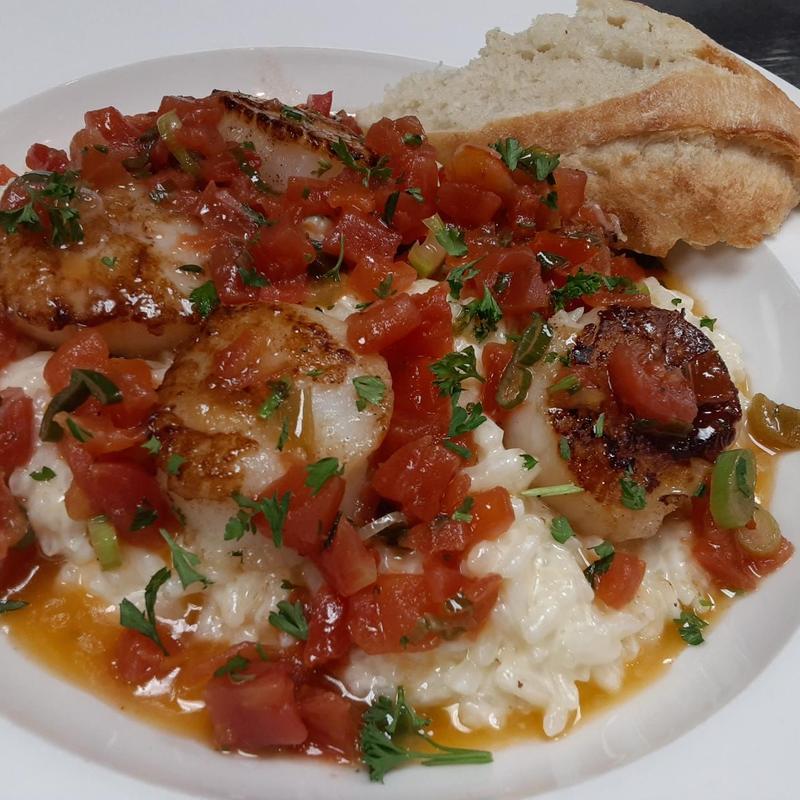 Seared Atlantic Sea Scallops photo