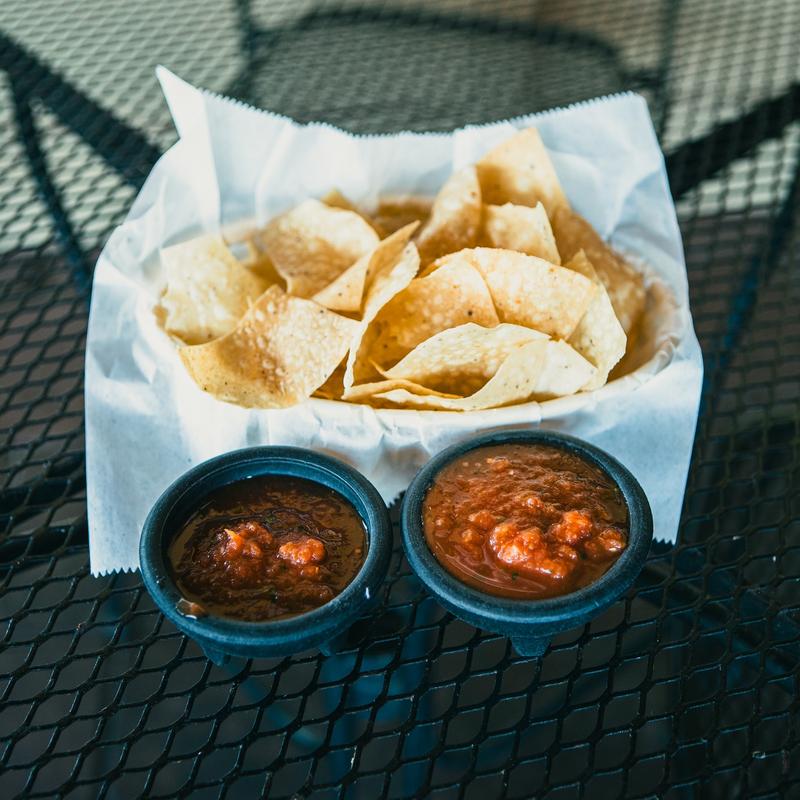 Bottomless Chips con Salsa photo