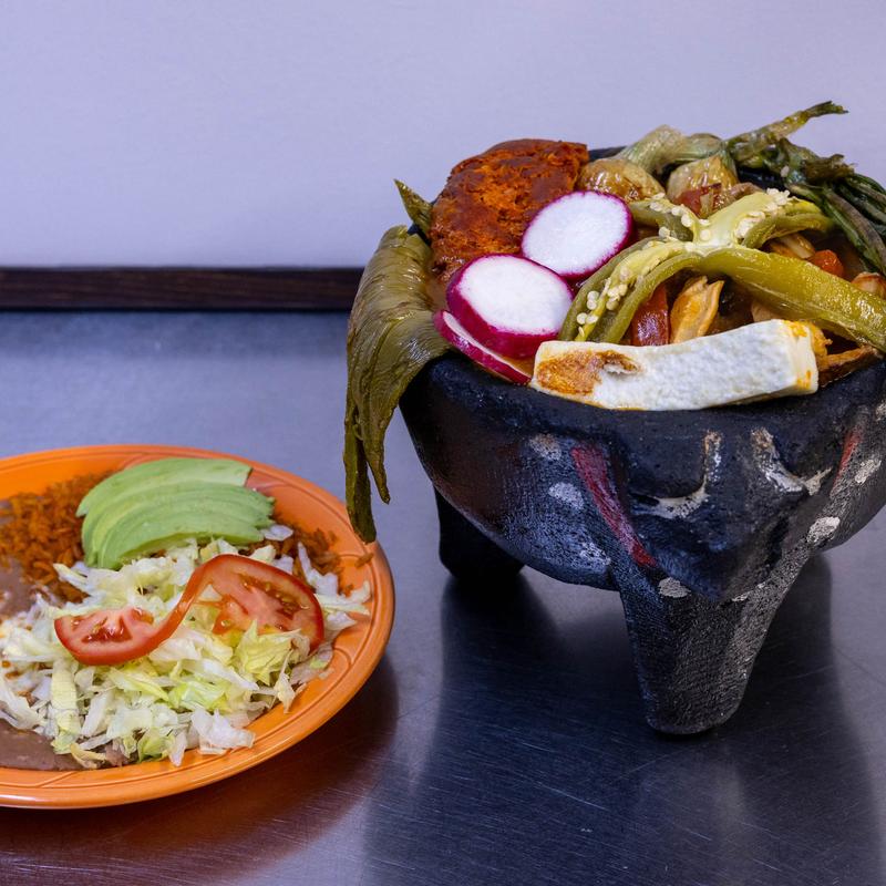 menu item 12 of 16, Molcajete