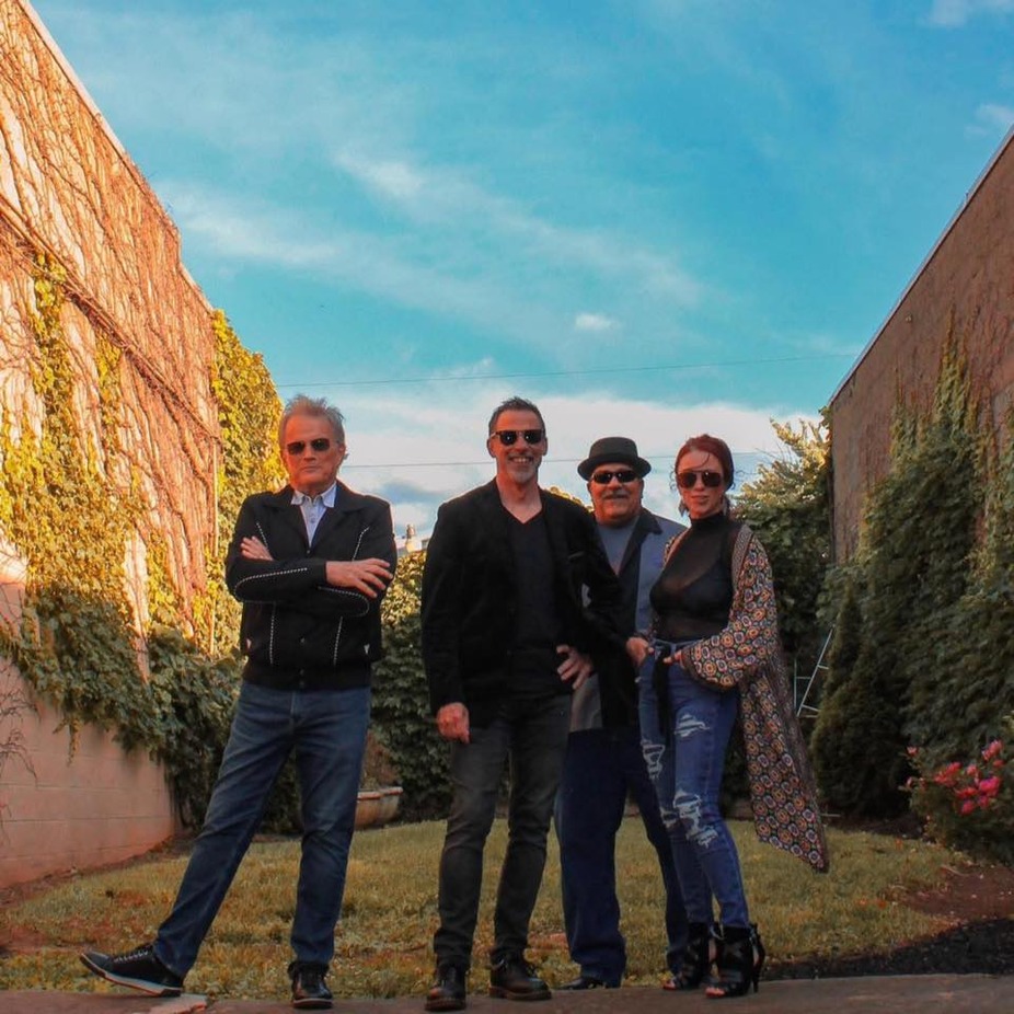 Gina and Johnny Band event photo